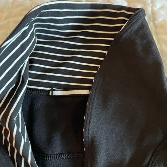 Lululemon Athletica Think Fast Black Half Zip Pullover | SZ 6 - Picture 12 of 16